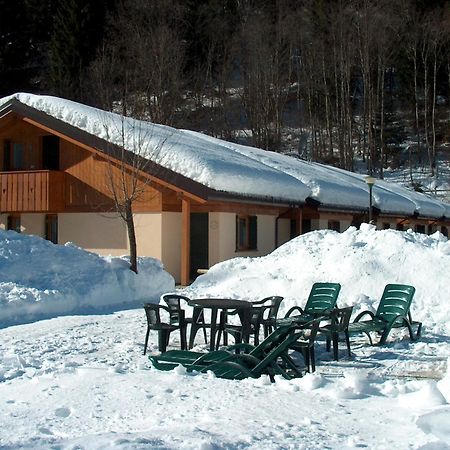 Chalet Presanella Temù Екстериор снимка