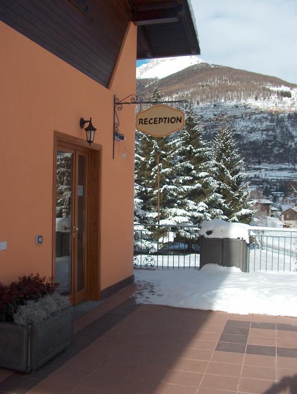 Chalet Presanella Temù Екстериор снимка
